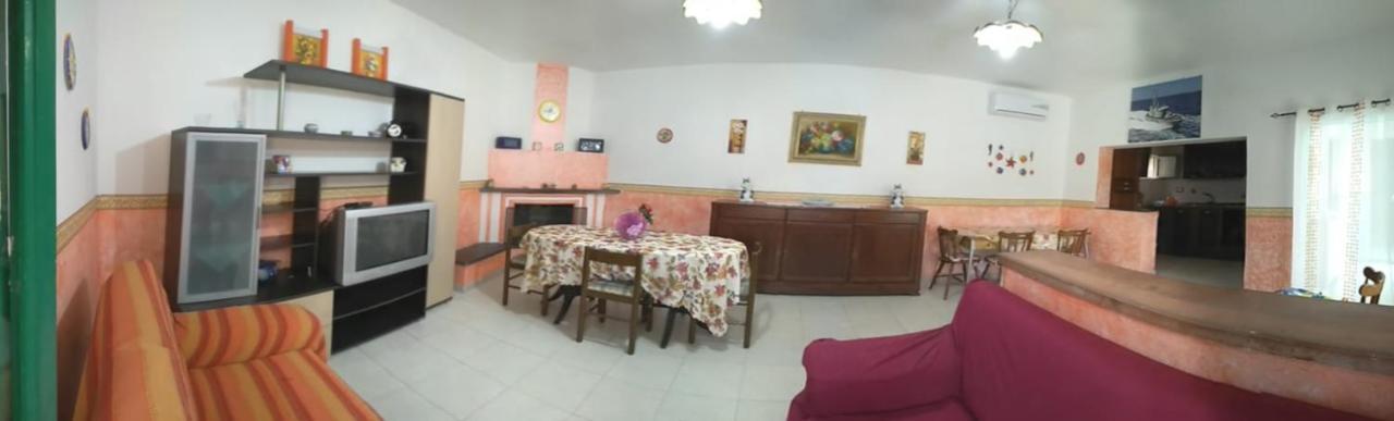 Casale Hibiscus Villa Santa Maria Del Focallo Eksteriør bilde